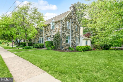 Homes For Sale - 212 E Woodland Avenue<br/> SPRINGFIELD, PA 19064