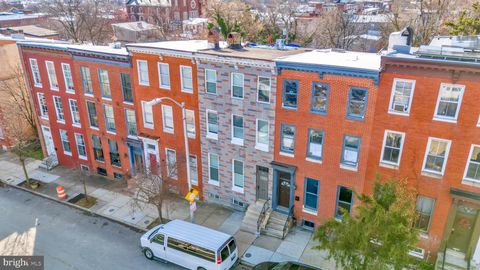 Townhouse For Rent - 1725 Hollins Street #3<br/> BALTIMORE, MD 21223