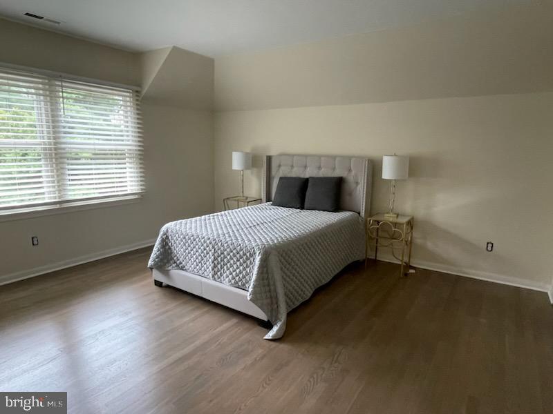 BALLANTRAE FARMS - Residential Lease