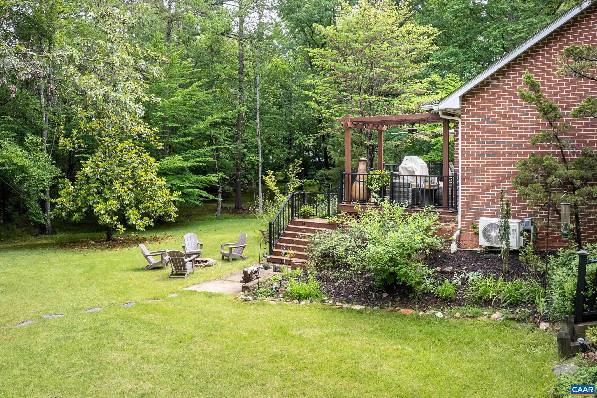 LAKE MONTICELLO - Residential