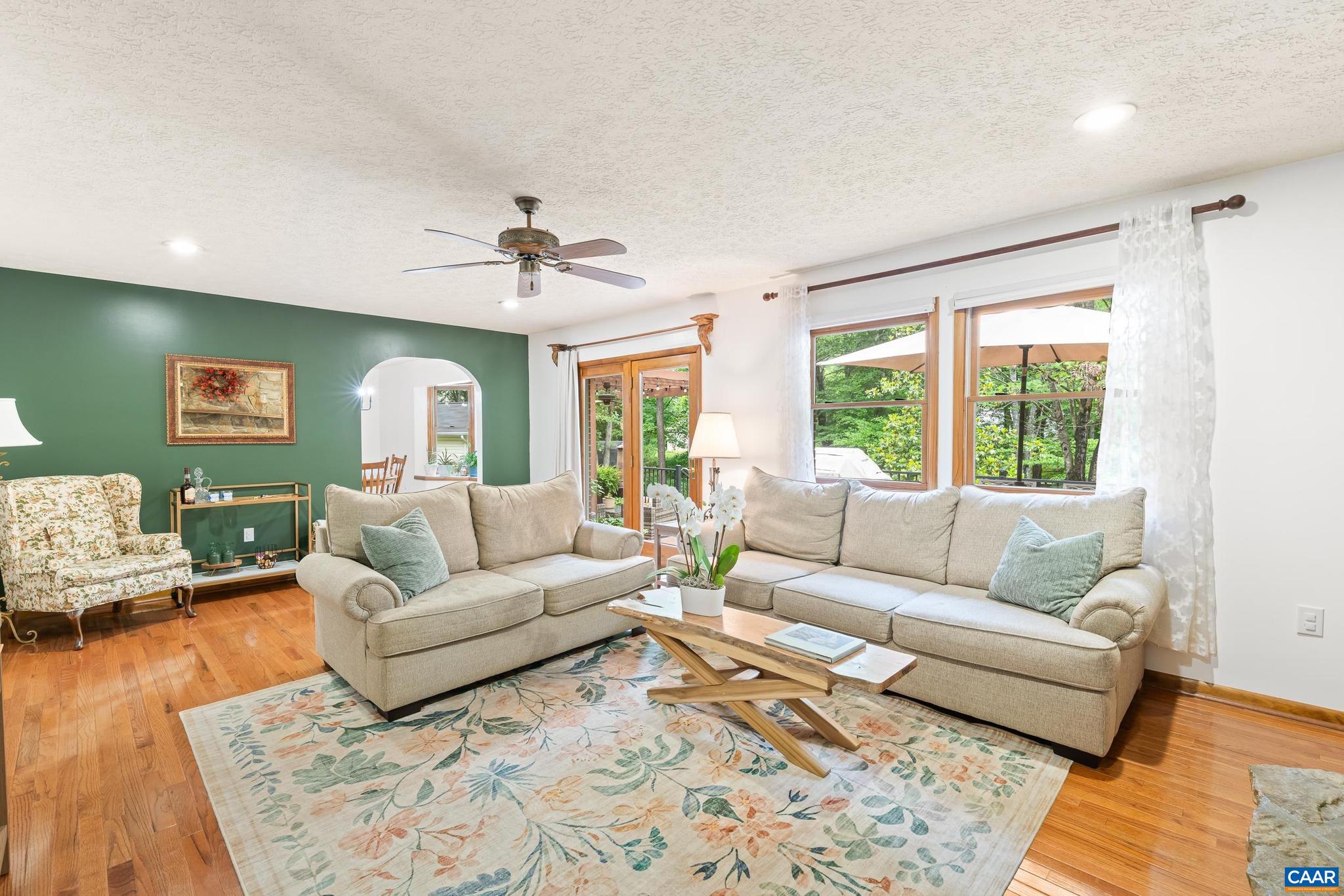 LAKE MONTICELLO - Residential