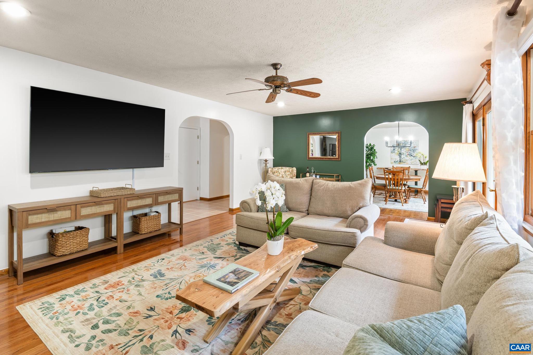 LAKE MONTICELLO - Residential