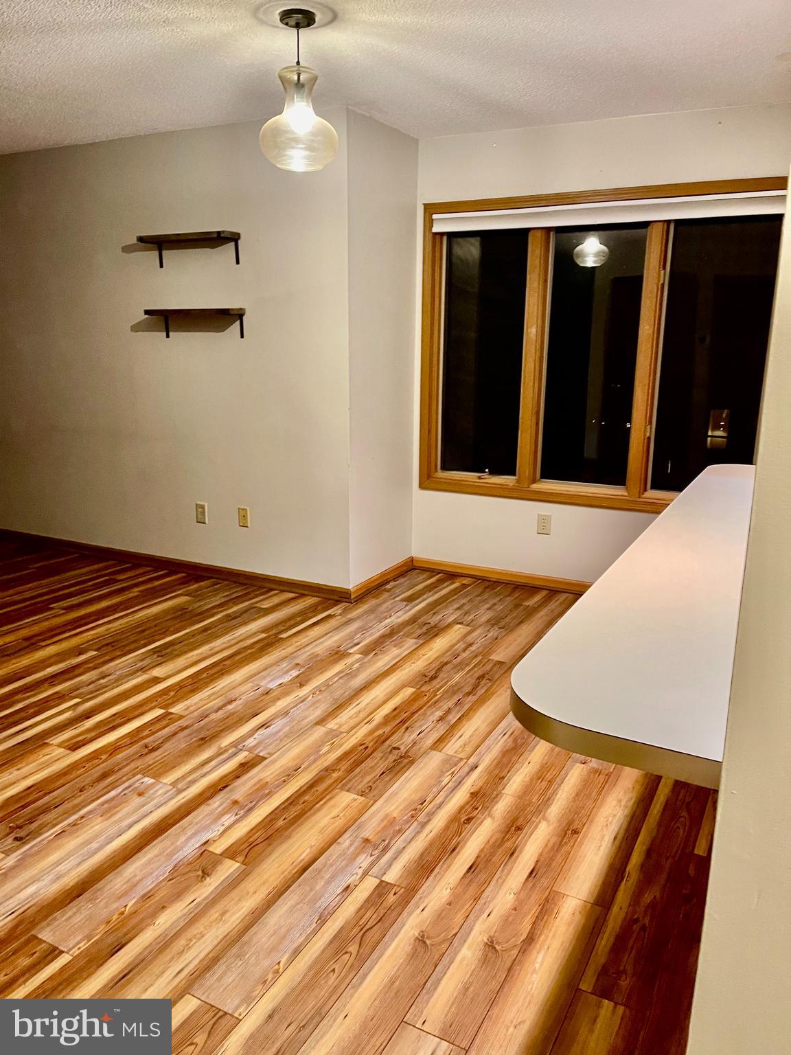 THE WOODS RESORT - Residential Lease