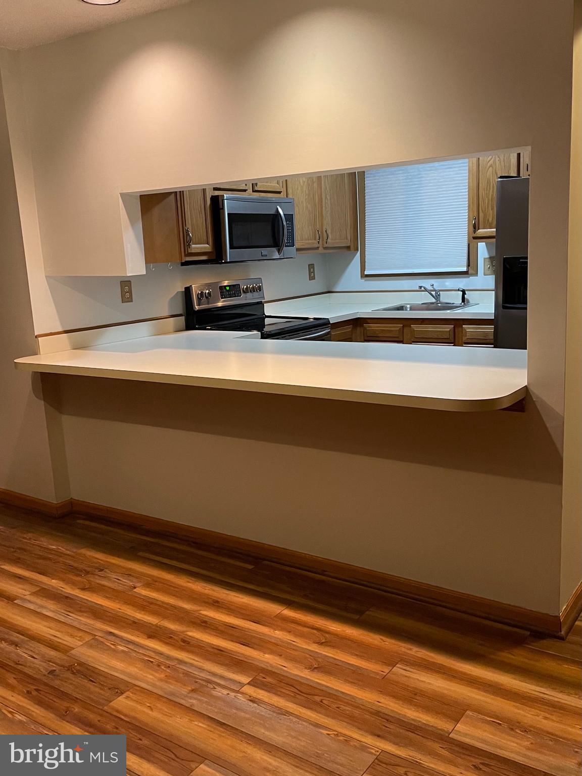 THE WOODS RESORT - Residential Lease