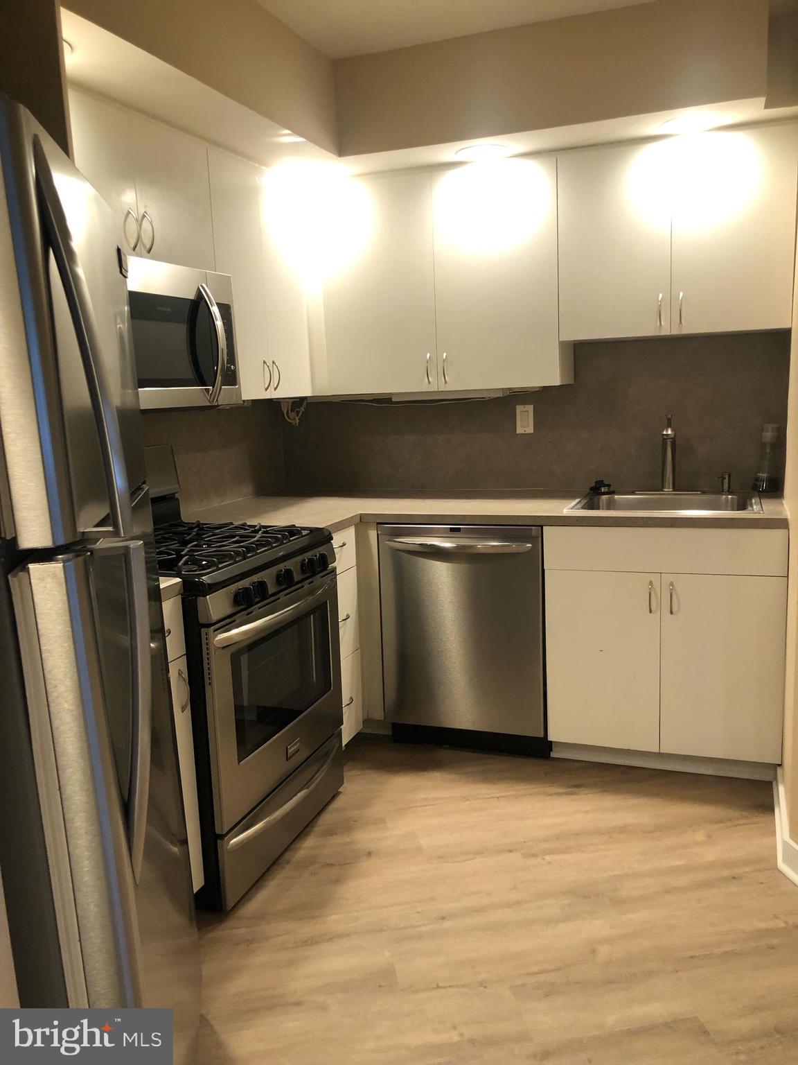 OAK HILL - Residential