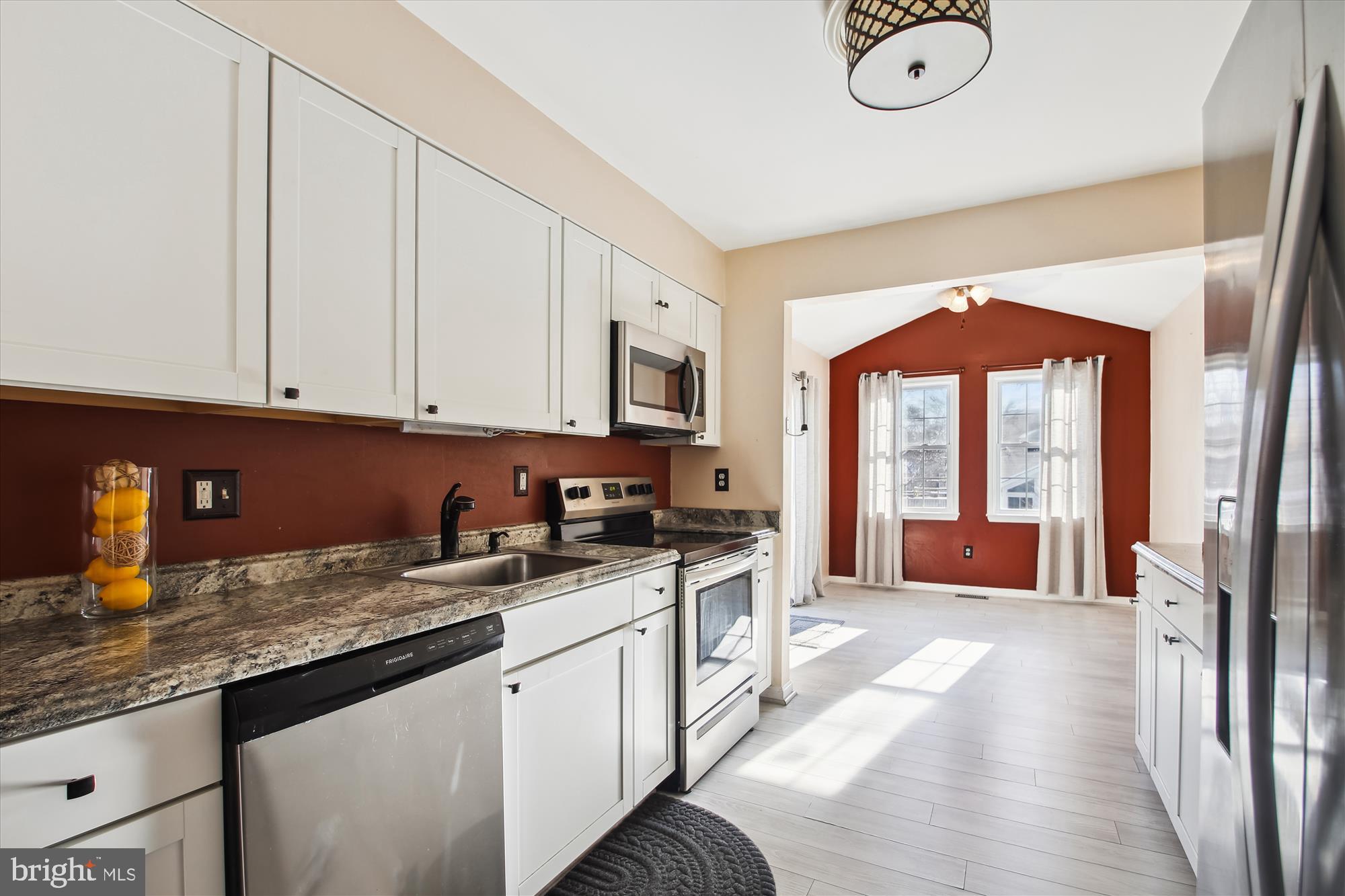 CROFTON DOWNS - Residential