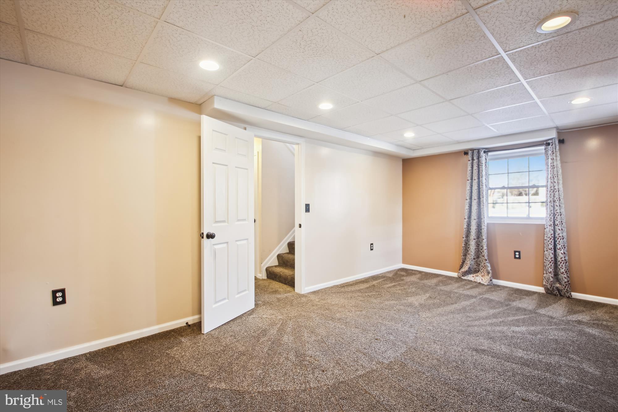 CROFTON DOWNS - Residential