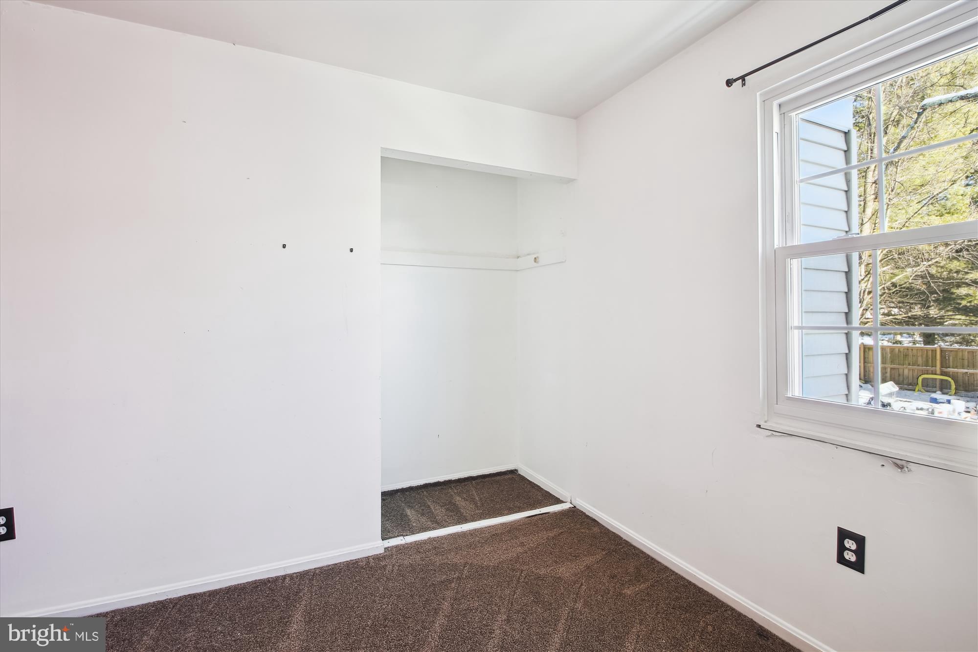 CROFTON DOWNS - Residential