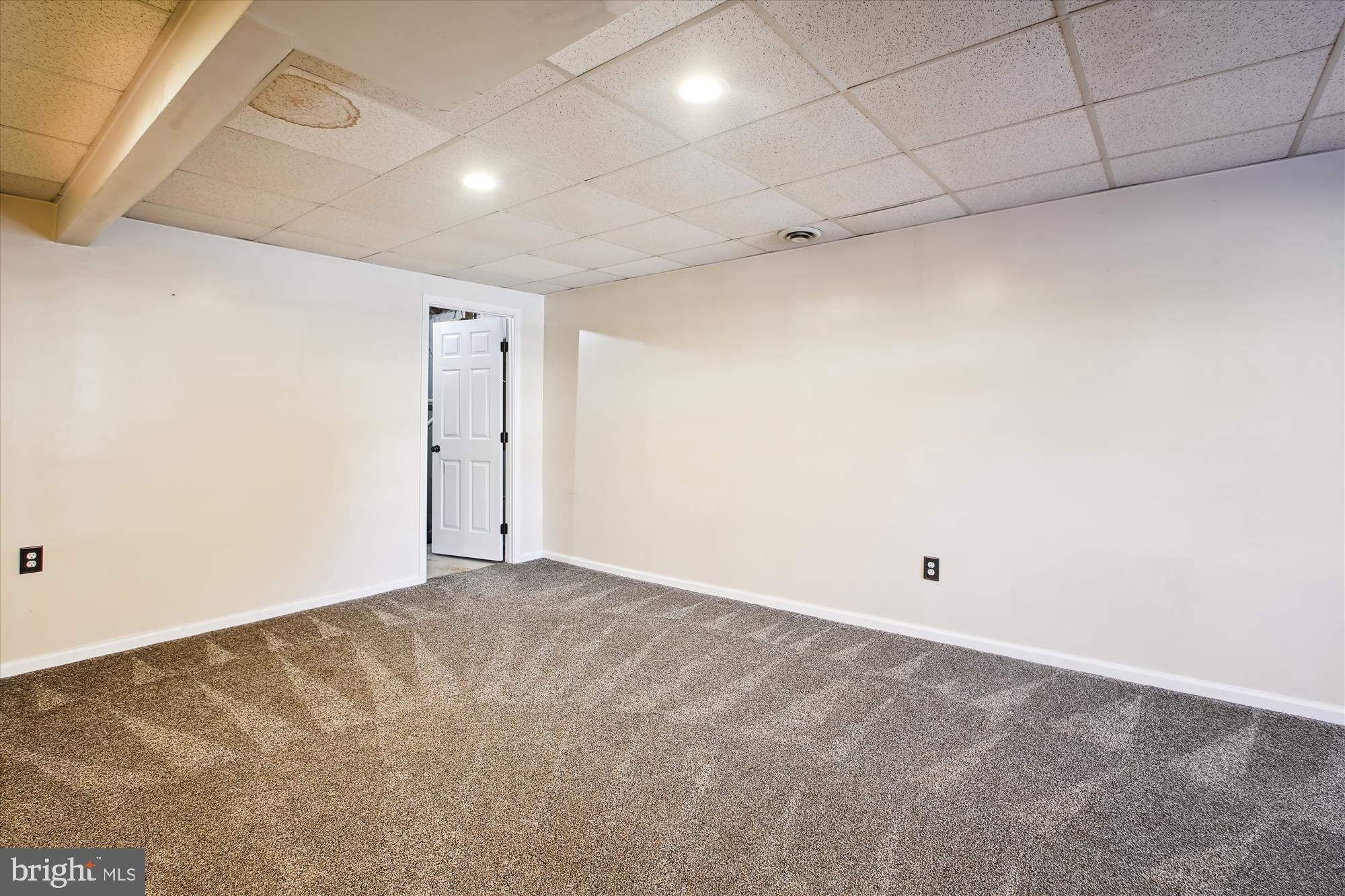 CROFTON DOWNS - Residential