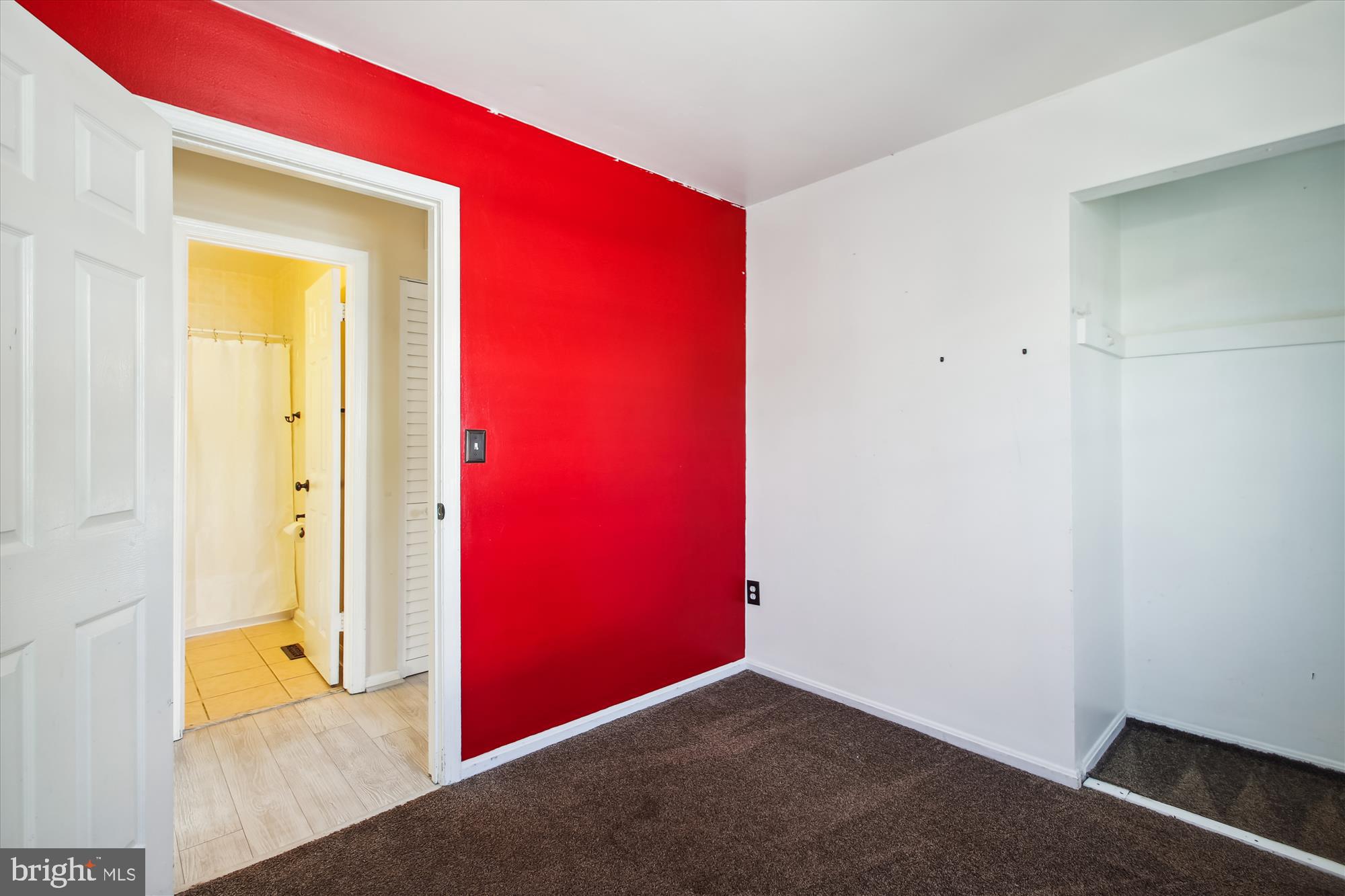 CROFTON DOWNS - Residential