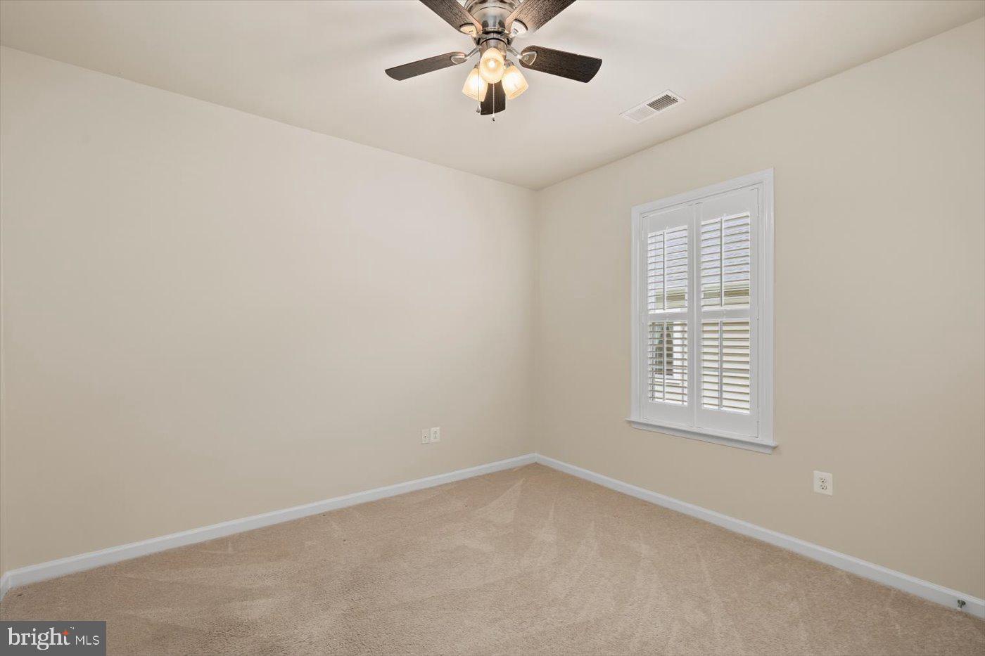 VIRGINIA HERITAGE AT LEE'S PARK - Residential