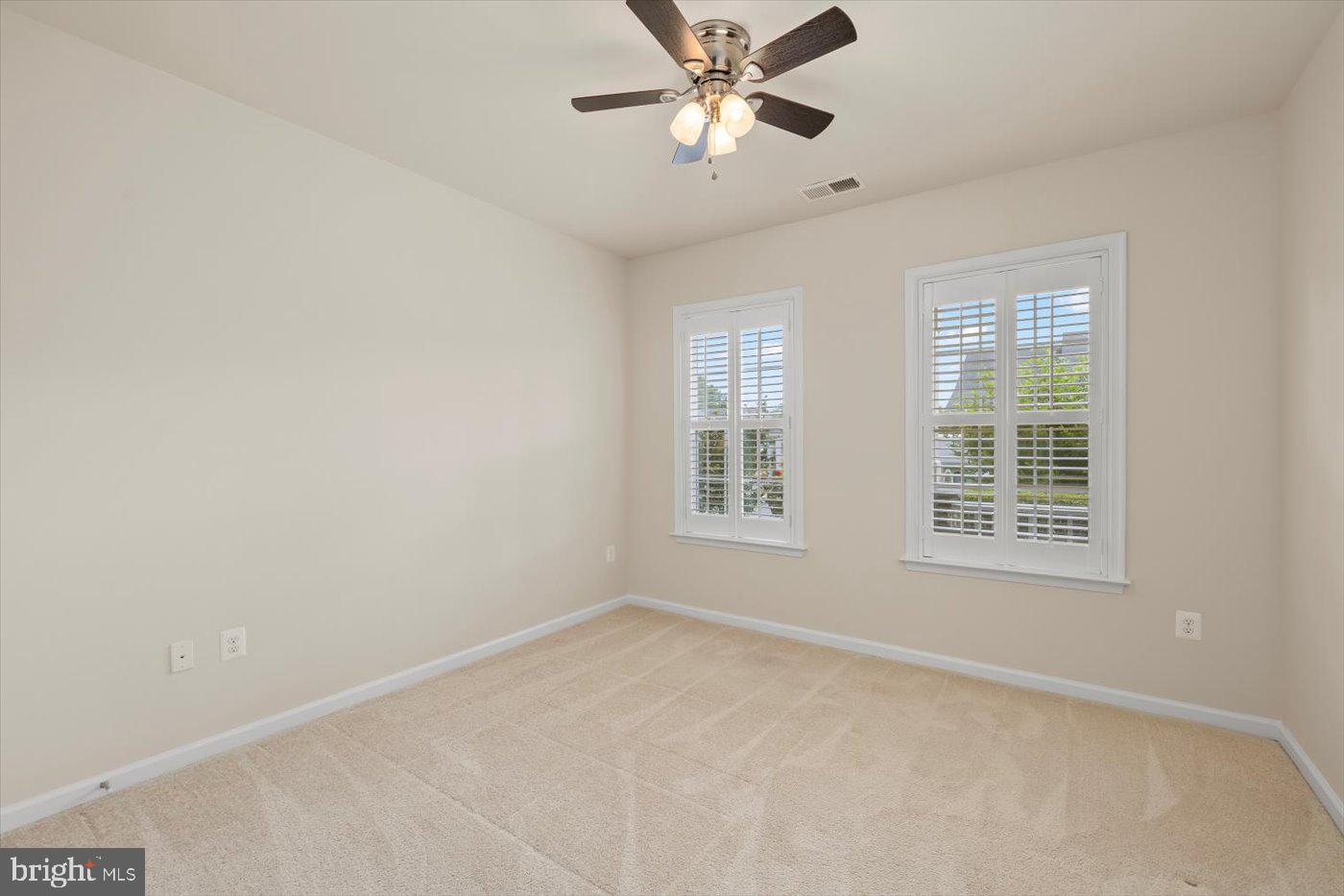 VIRGINIA HERITAGE AT LEE'S PARK - Residential