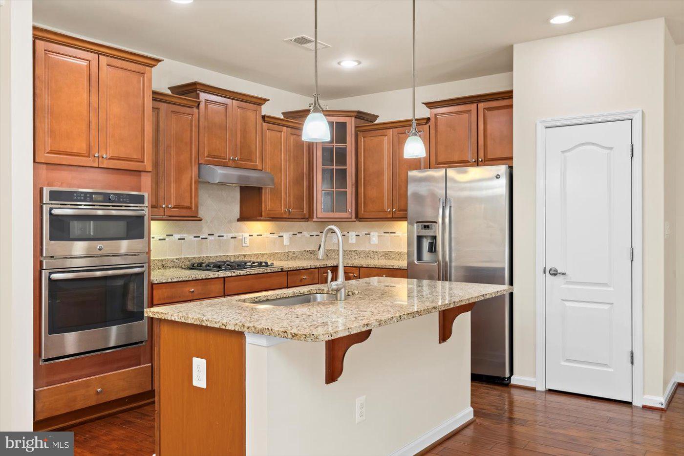 VIRGINIA HERITAGE AT LEE'S PARK - Residential