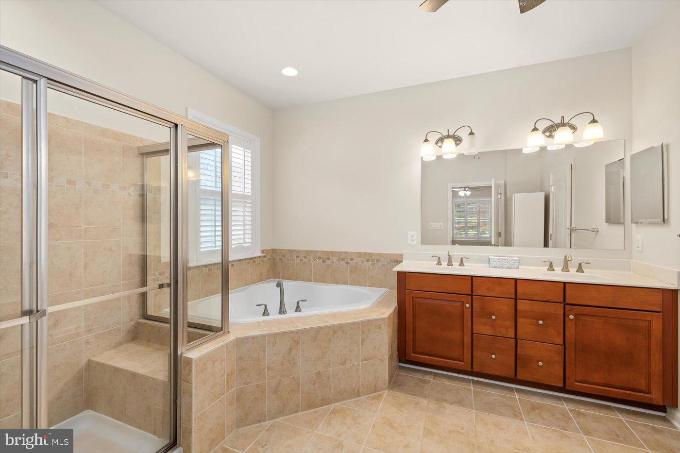 VIRGINIA HERITAGE AT LEE'S PARK - Residential