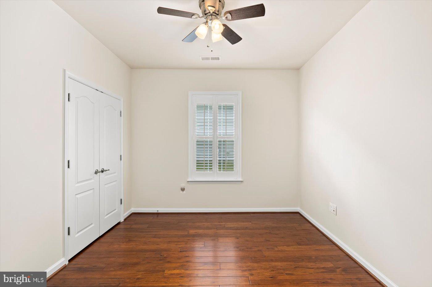 VIRGINIA HERITAGE AT LEE'S PARK - Residential