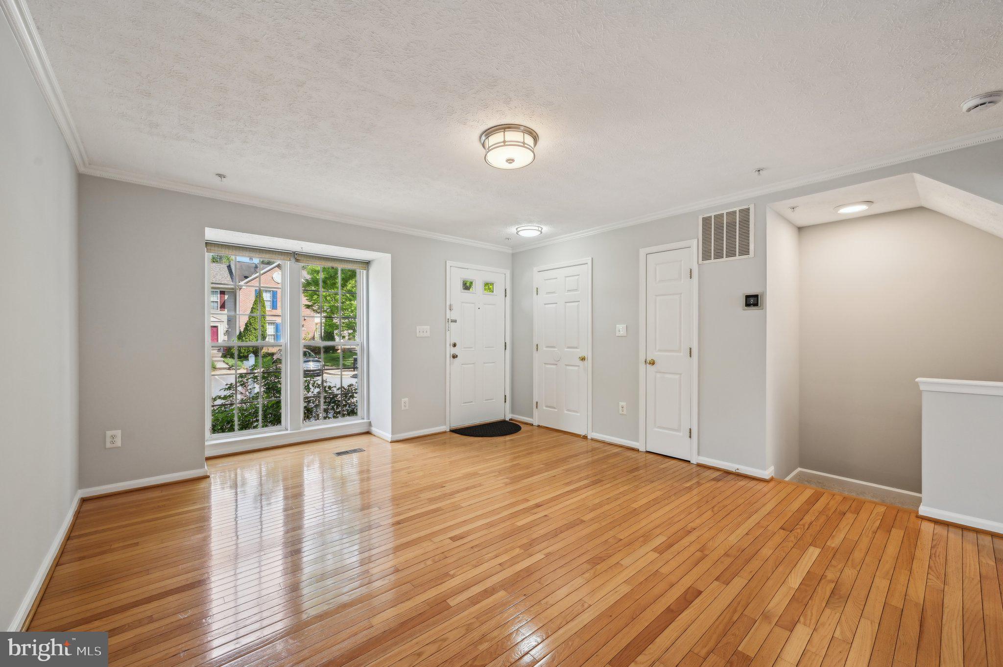 SEVEN OAKS - Residential