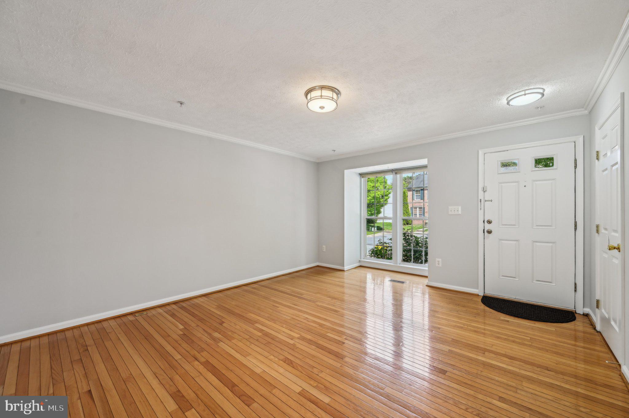 SEVEN OAKS - Residential