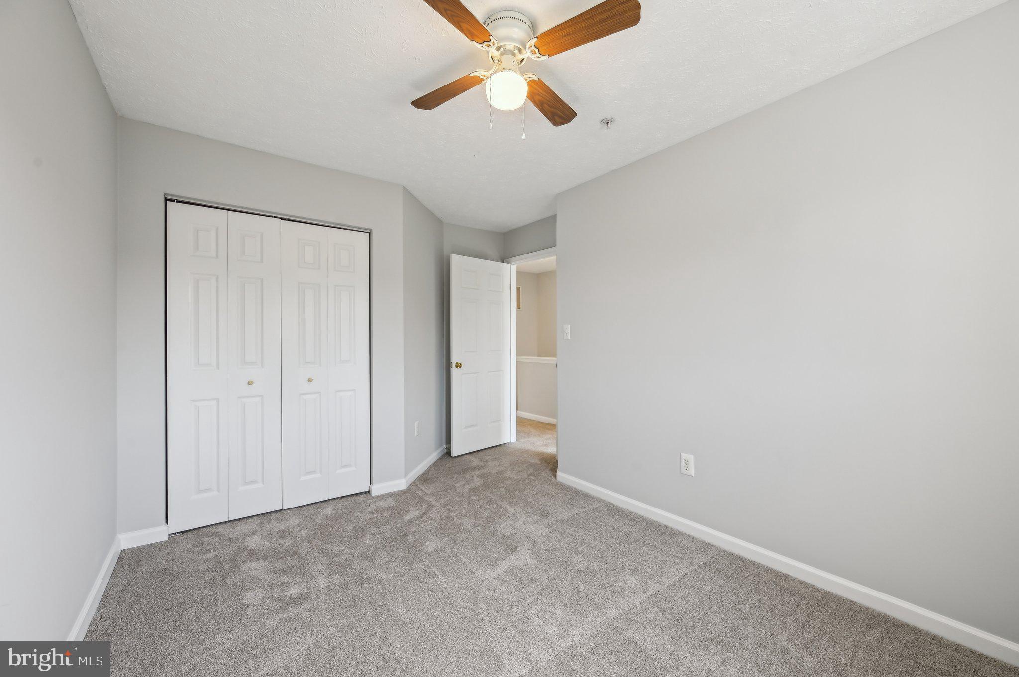 SEVEN OAKS - Residential