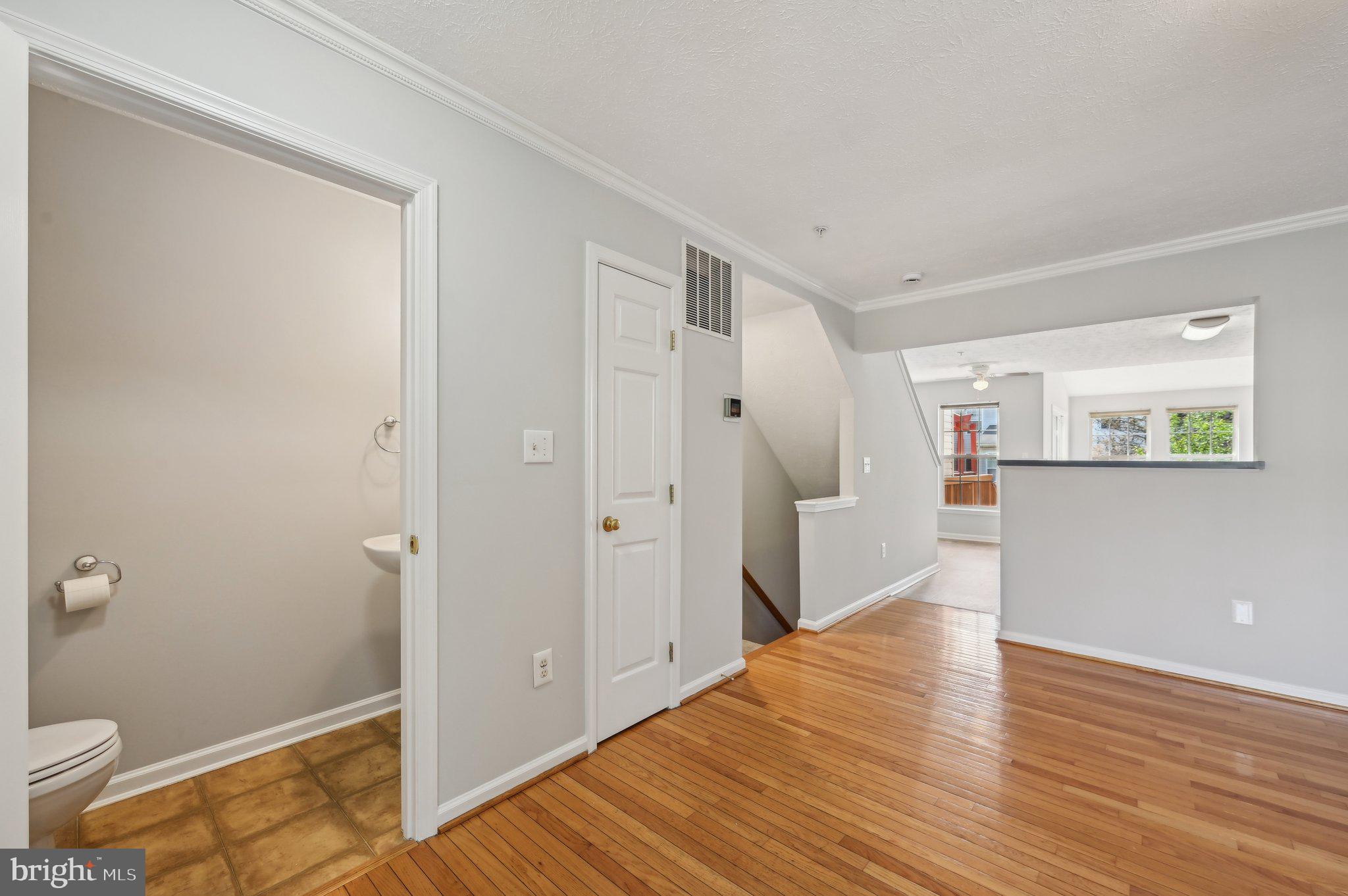 SEVEN OAKS - Residential