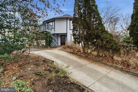 16 SNEAD COURT LITTLE EGG HARBOR TWP NJ 08087