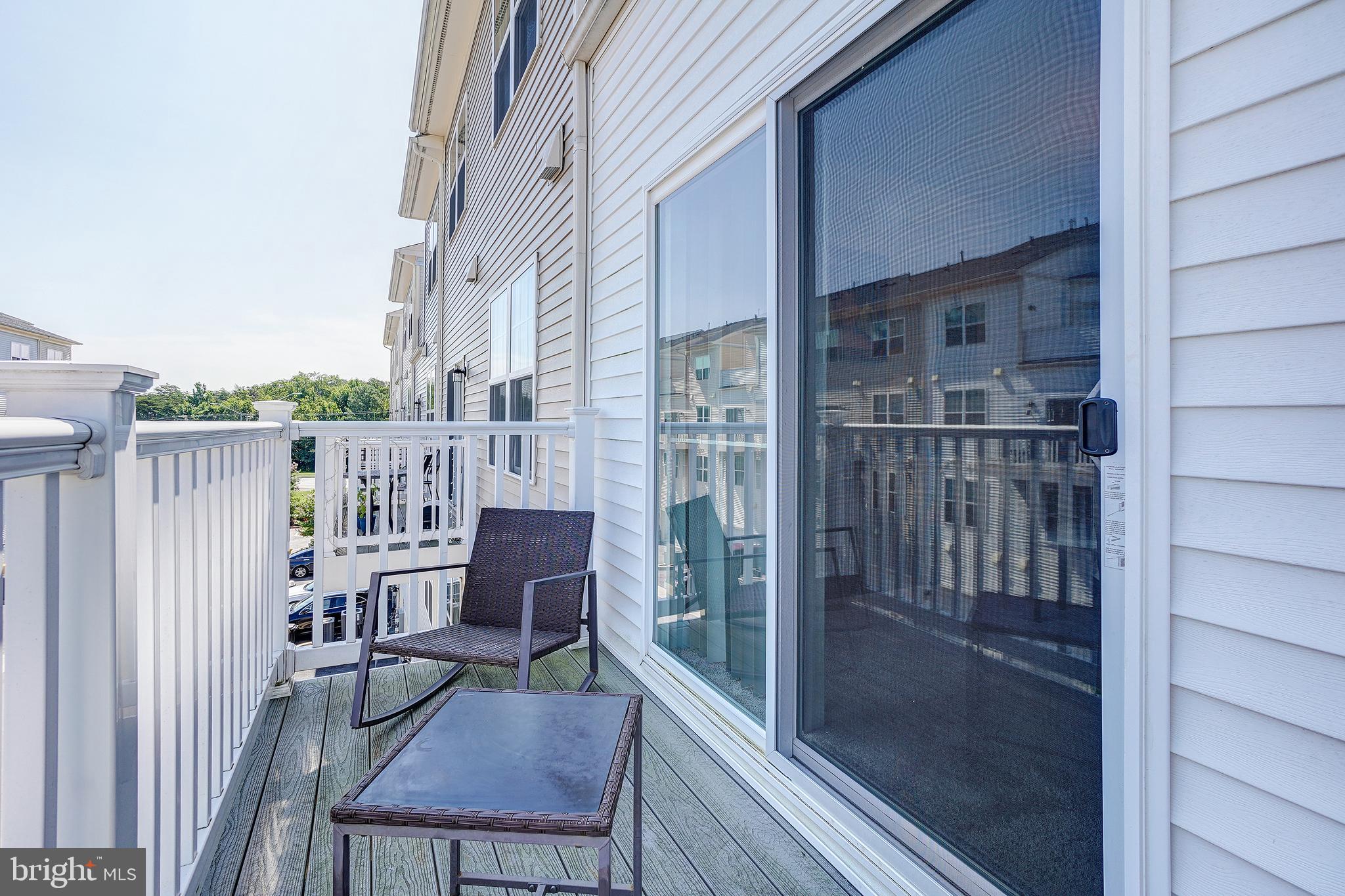 STONEY RUN - Residential Lease