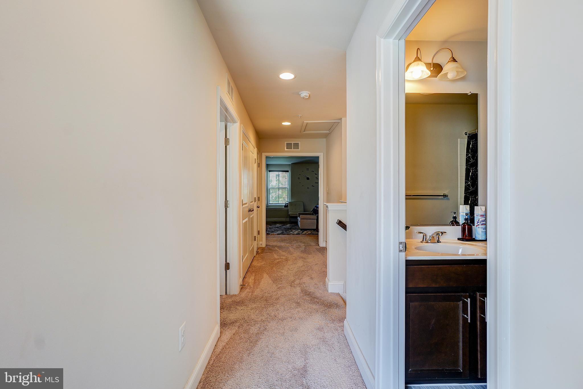 STONEY RUN - Residential Lease