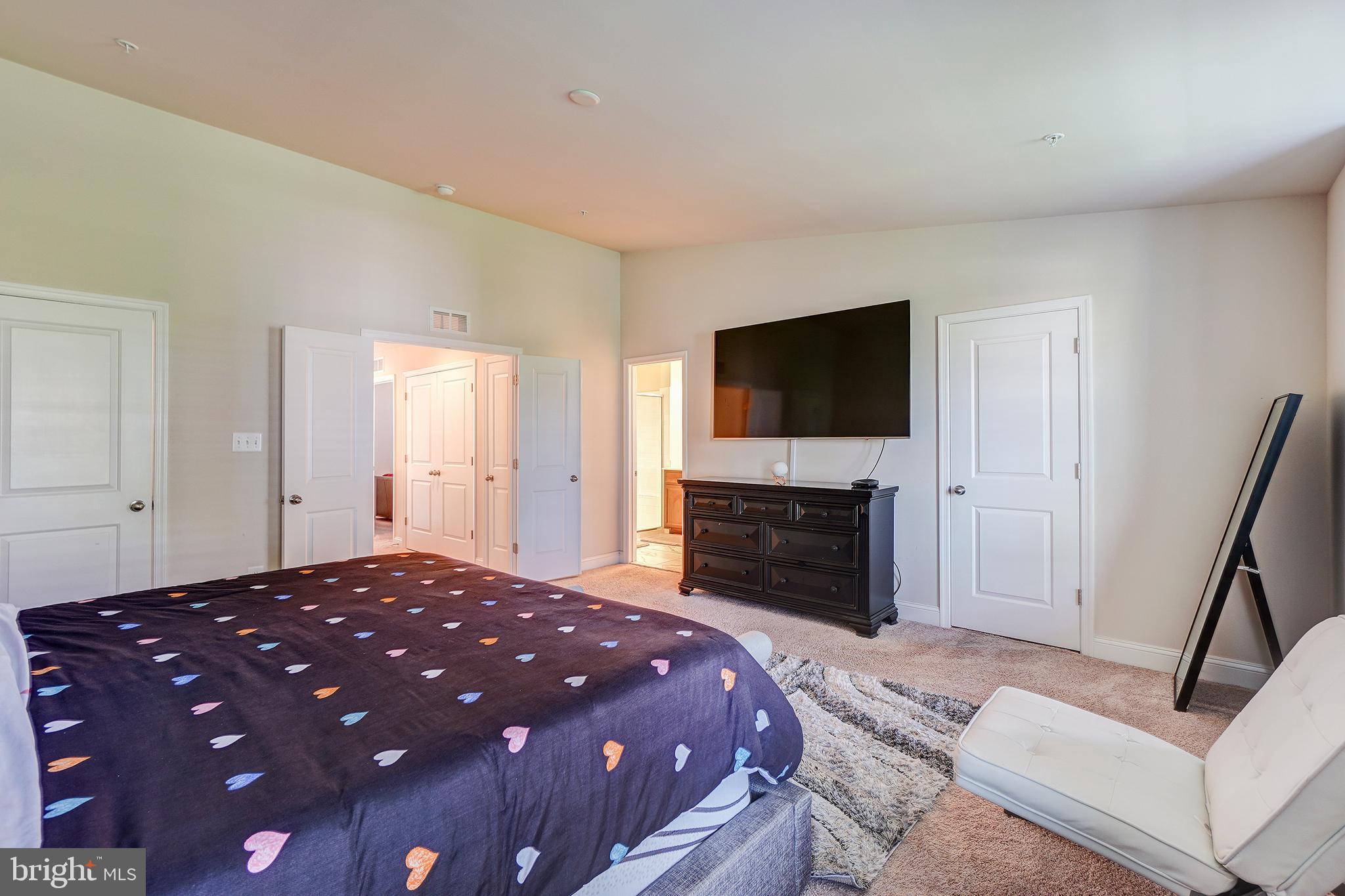 STONEY RUN - Residential Lease