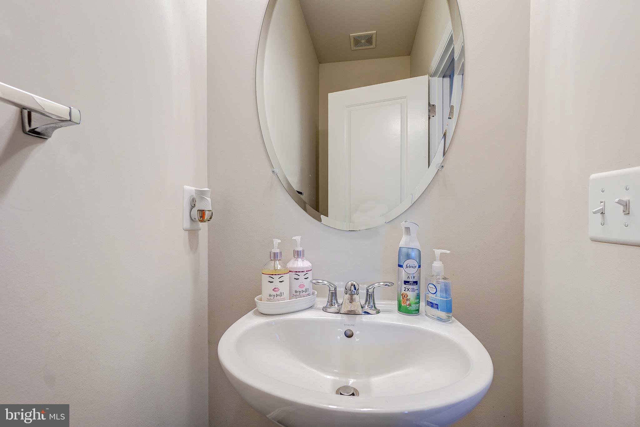 STONEY RUN - Residential Lease