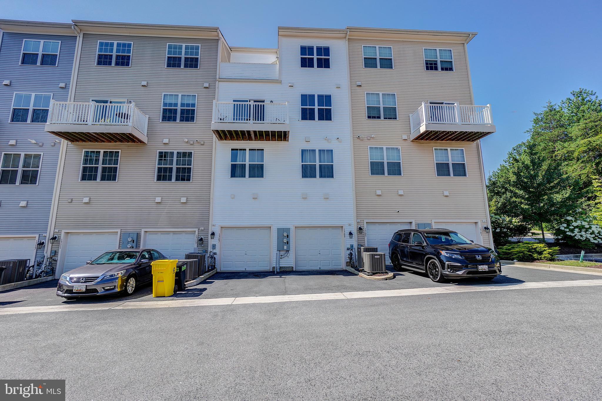 STONEY RUN - Residential Lease