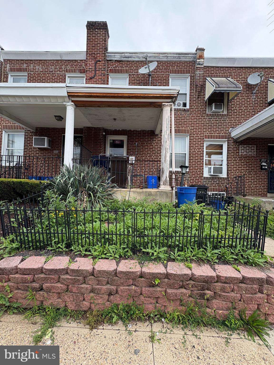 Opportunity knocks in the heart of Olney! This solid 2-story brick rowhome offers 3 bedrooms, 1 full bath, and off-street parking in the rear — all for just $150,000.
The home features a covered front porch and a fenced front yard with a raised garden bed. Inside, you'll find a spacious layout with a large living room, dining area, and kitchen with ample cabinet space. Upstairs offers three bedrooms with ceiling fans and closet storage. The full bathroom includes a tub/shower combo.
Downstairs, the full basement offers laundry hookups, mechanicals, and tons of storage potential or room for a future rec space or workshop. There's rear access to a private driveway — a rare find in this area!
💡 Key Highlights:
3 Beds / 1 Bath
Rear driveway parking
Covered front porch
Spacious living and dining rooms
Full basement with laundry area
Fenced front yard
Ceiling fans throughout
Located near Broad St, Roosevelt Blvd, schools, and public transportation
🔧 Being sold as-is — seller will remove personal items by settlement. Perfect for investors or buyers looking to add sweat equity and make it their own.
💰 Priced at $150,000 — Don’t miss your chance to own in a growing neighborhood with strong rental demand and easy access to Center City.
📞 Schedule your showing today!