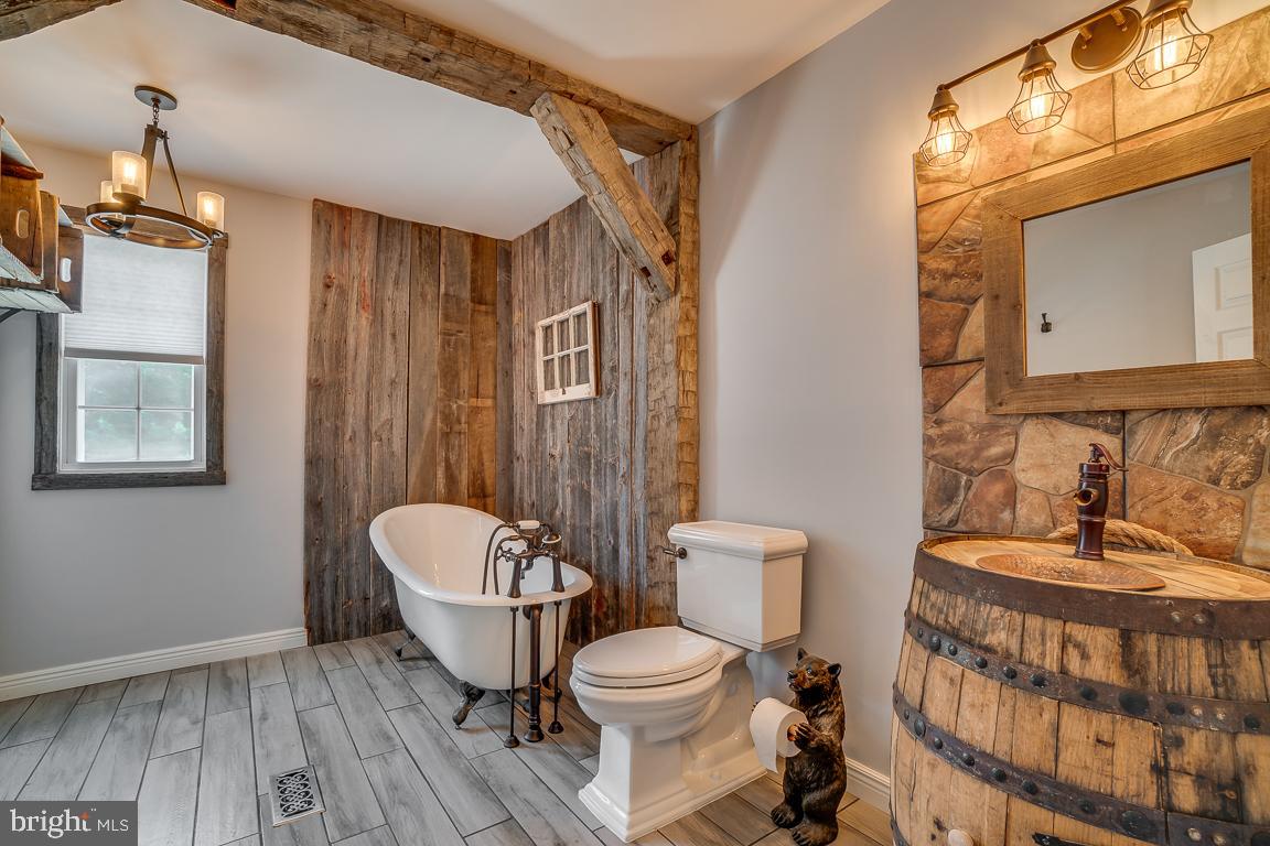 ESTATES OF LEE-JACKSON - Residential