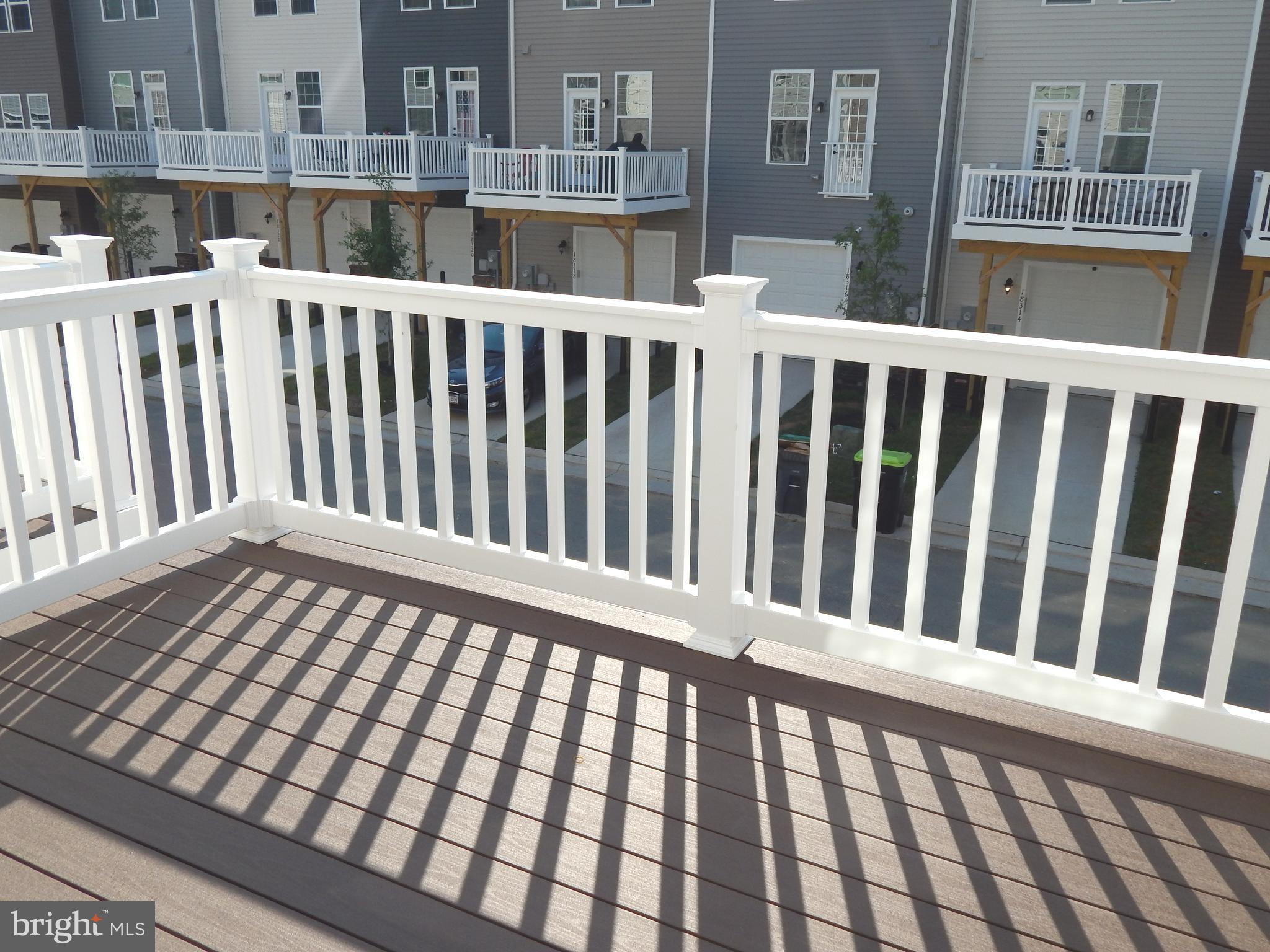 EAGLE ROW - Residential Lease