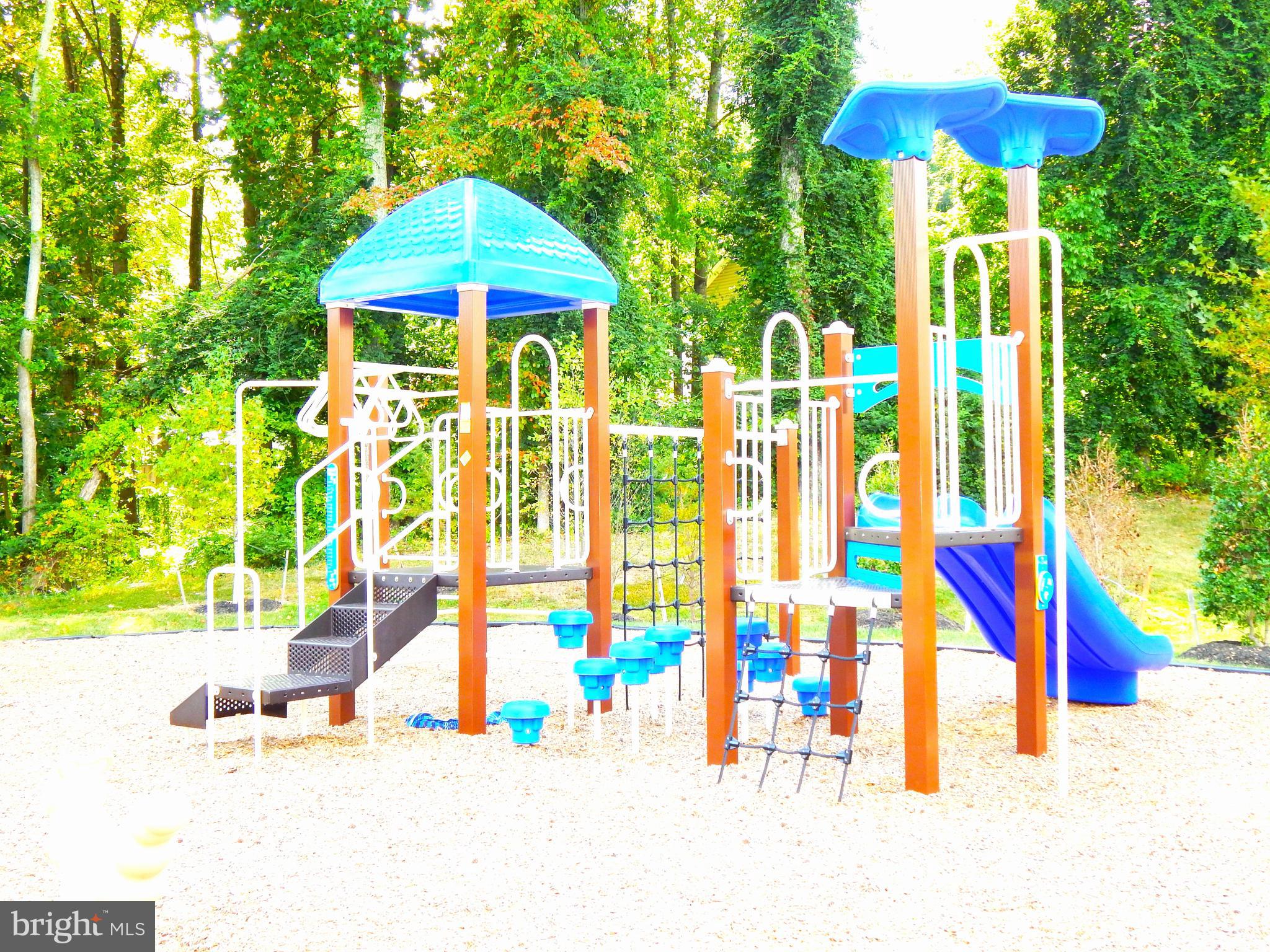 EAGLE ROW - Residential Lease