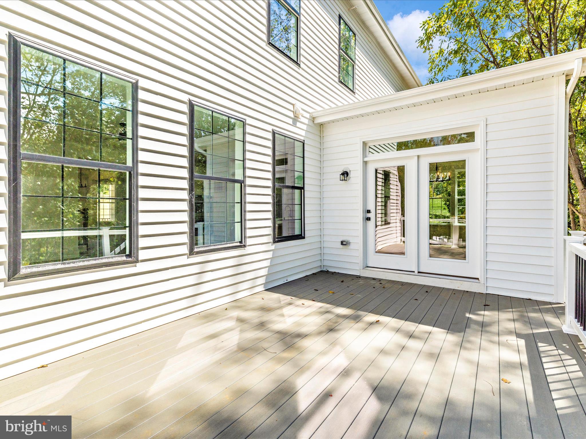 AMERICUS MANOR - Residential