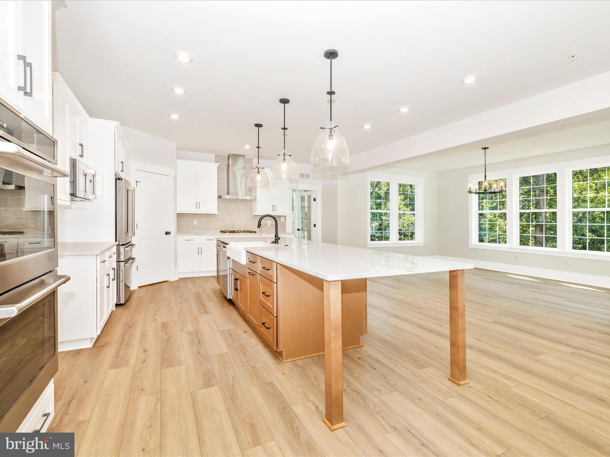 AMERICUS MANOR - Residential