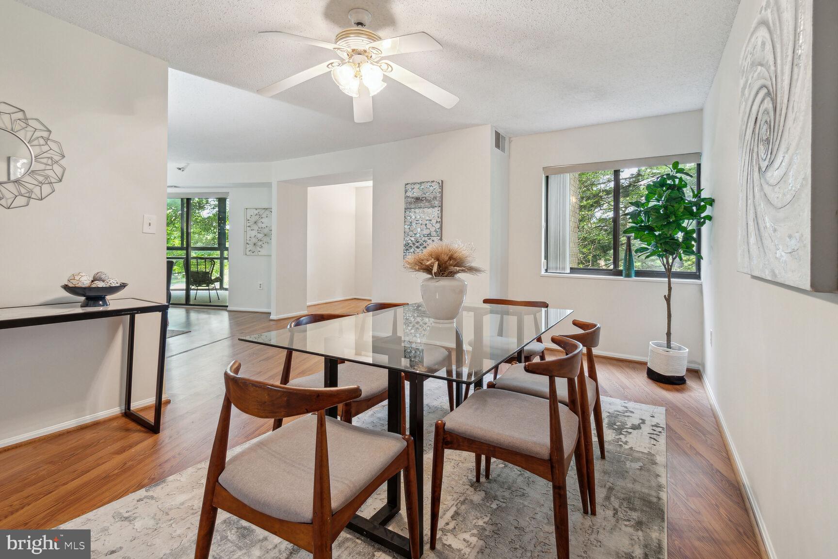 LEISURE WORLD - Residential