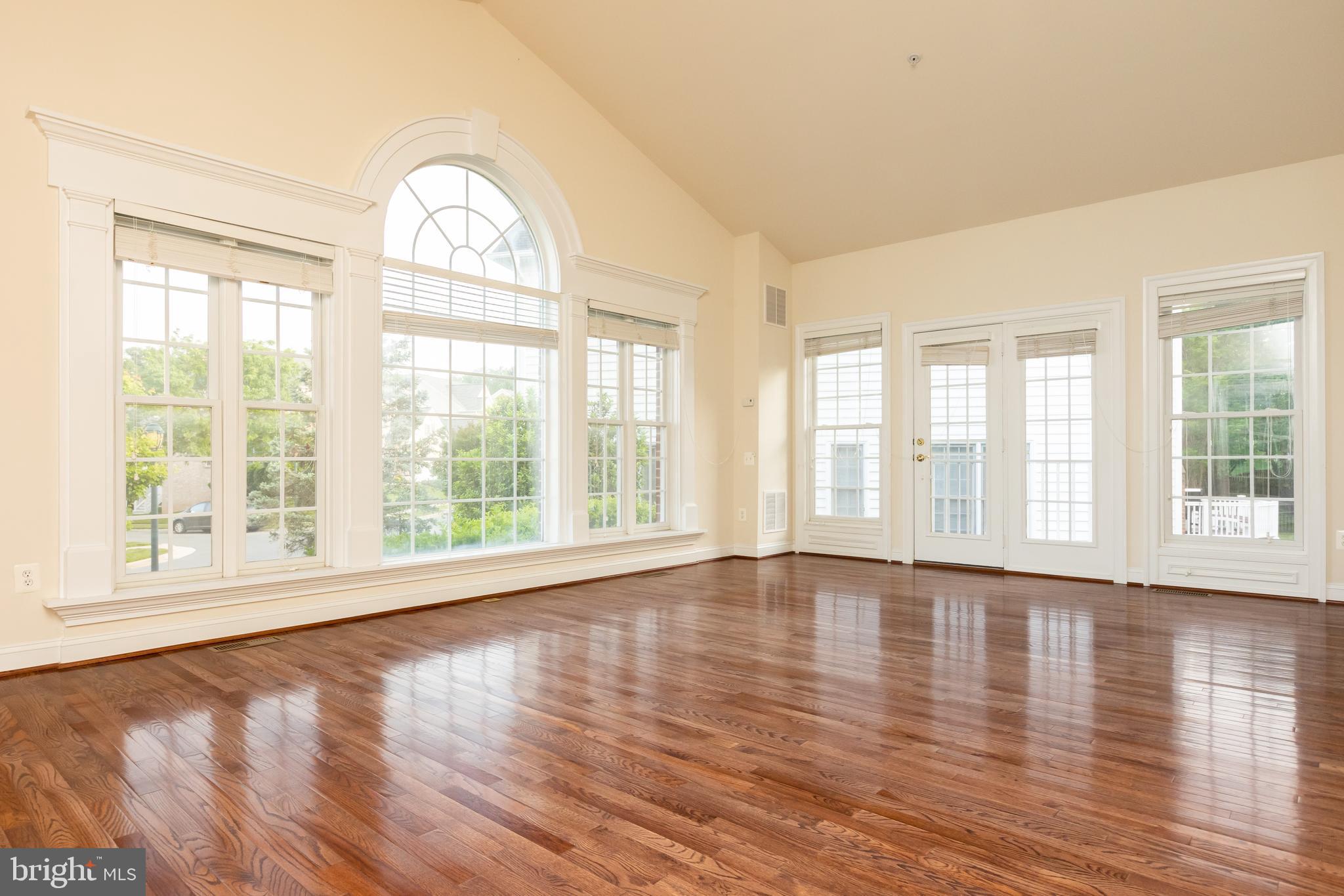 FALLSGROVE - Residential