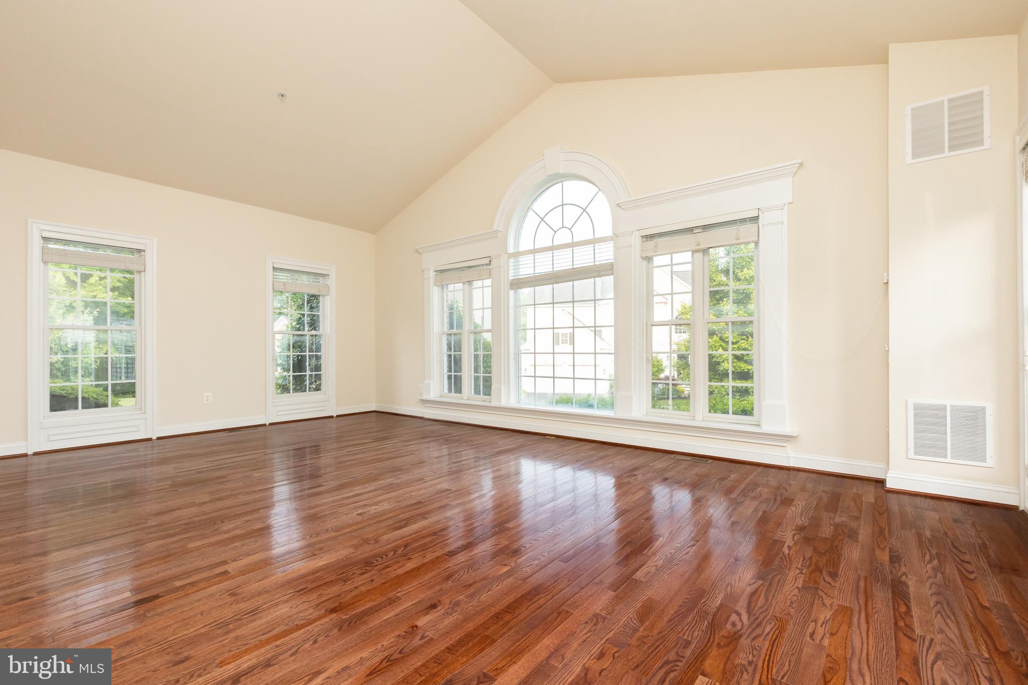 FALLSGROVE - Residential