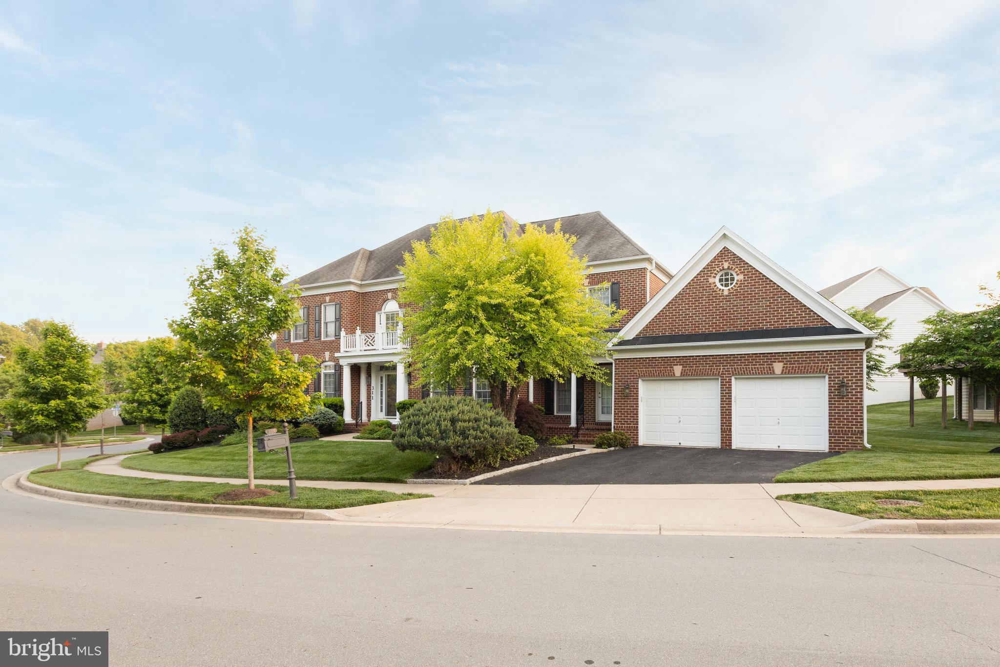 FALLSGROVE - Residential