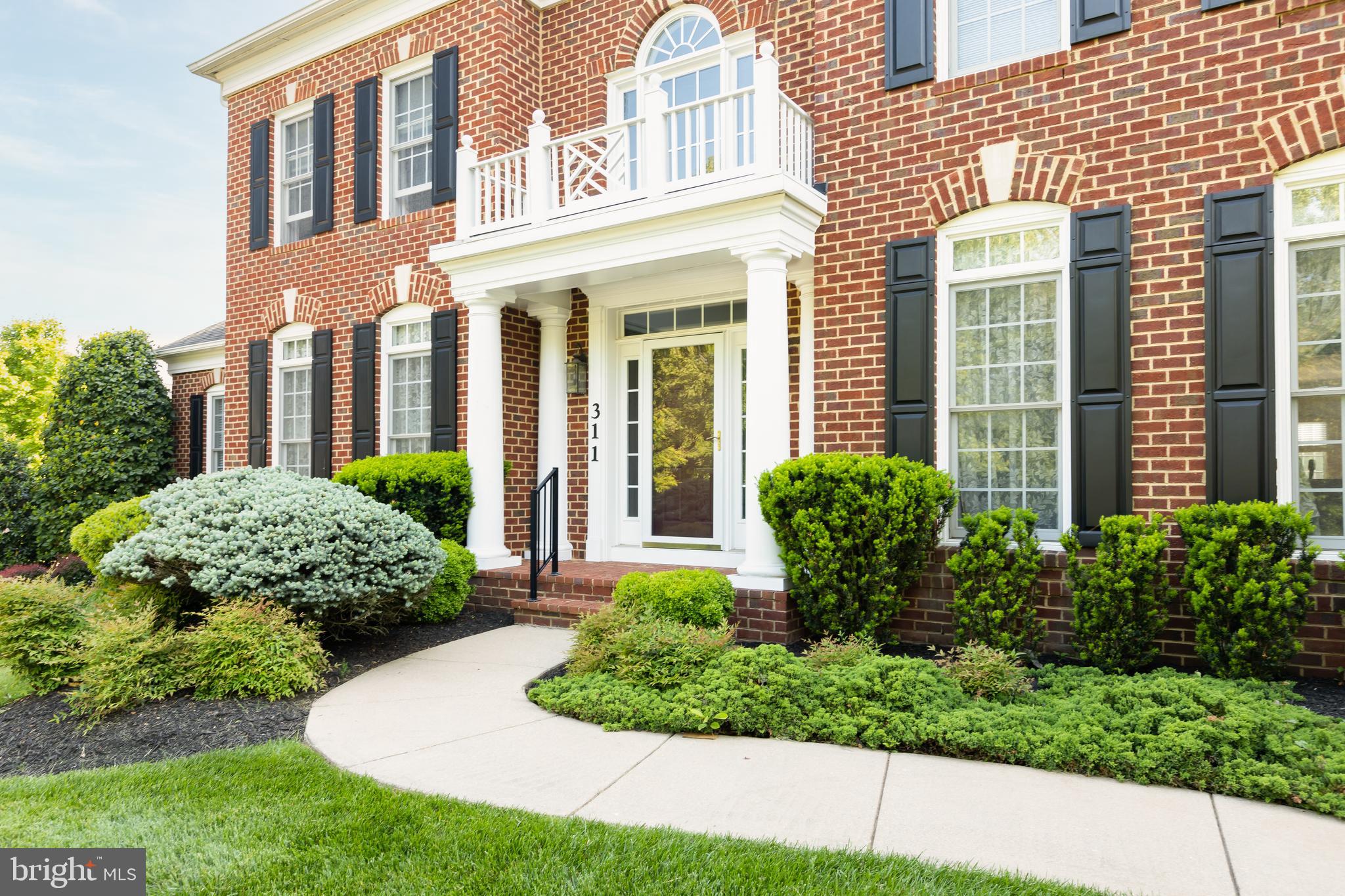 FALLSGROVE - Residential