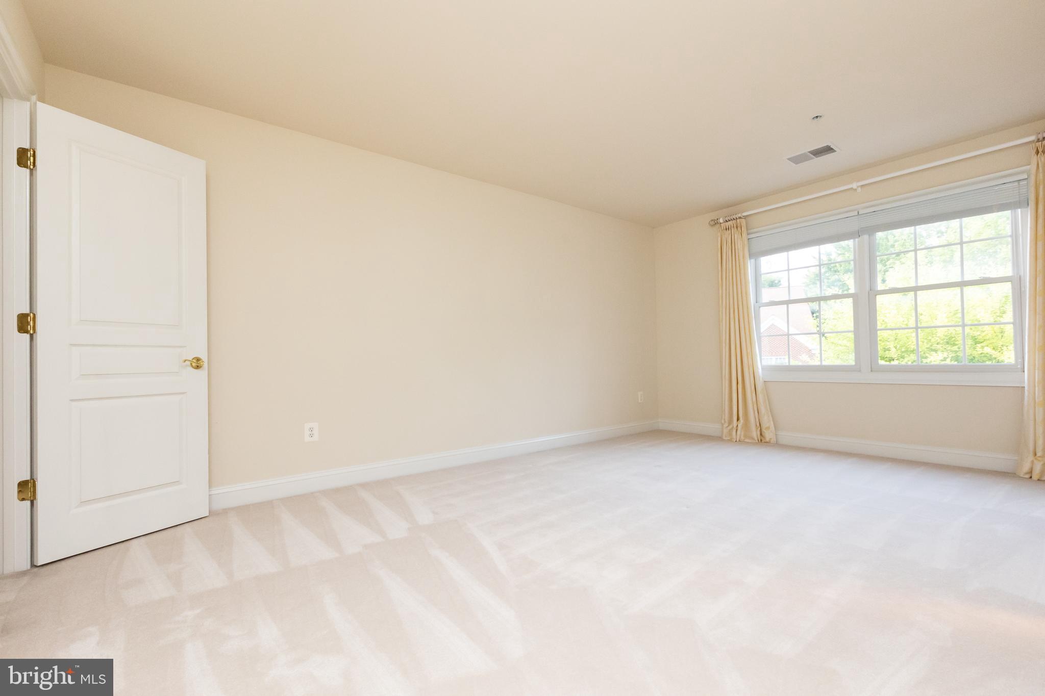 FALLSGROVE - Residential