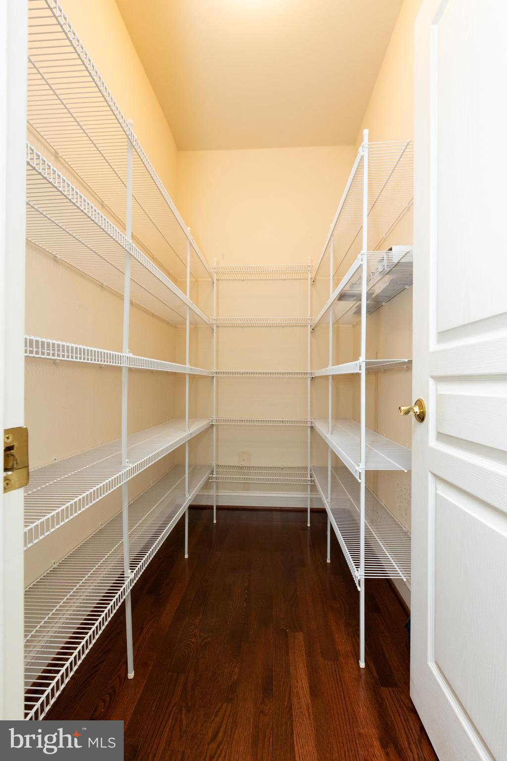 FALLSGROVE - Residential