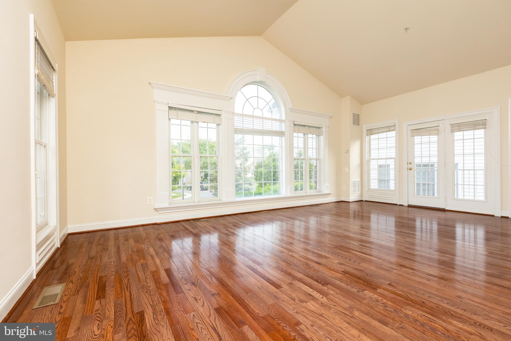 FALLSGROVE - Residential