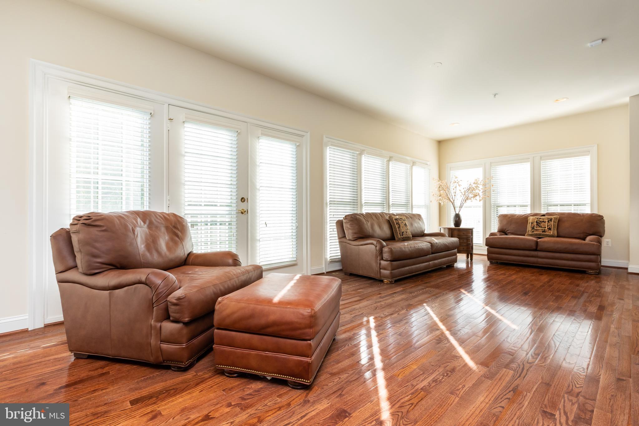 FALLSGROVE - Residential