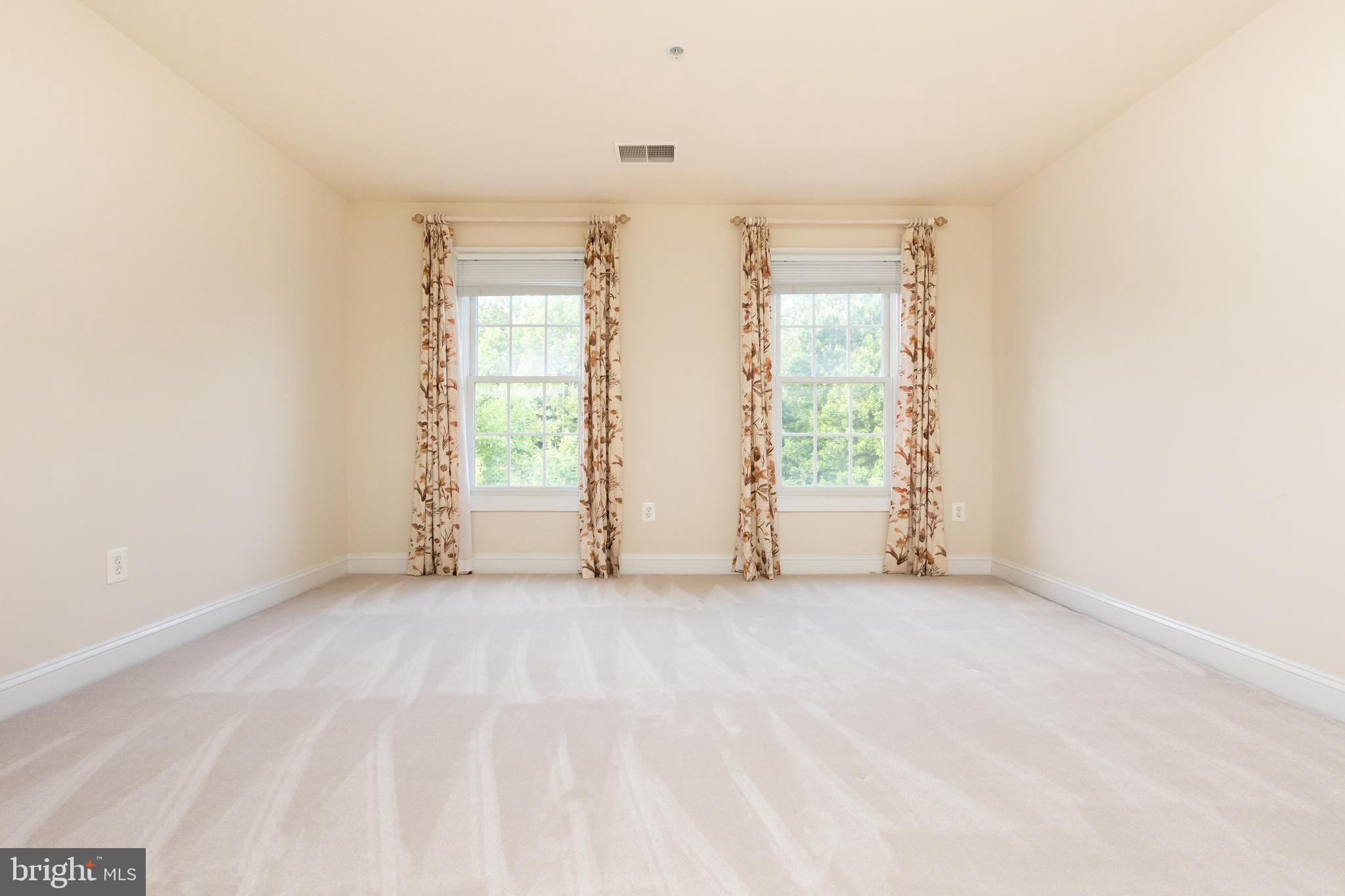 FALLSGROVE - Residential