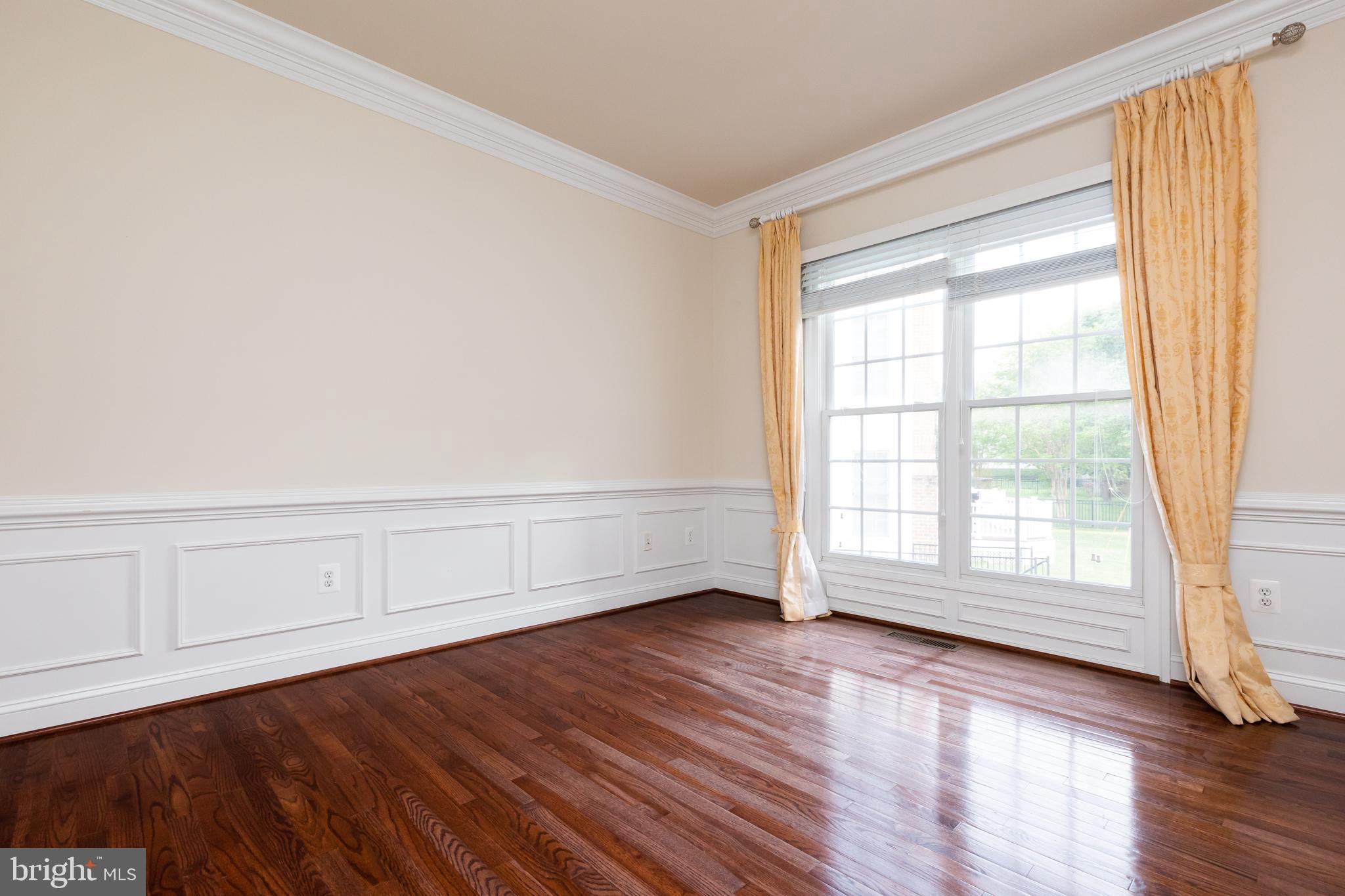 FALLSGROVE - Residential