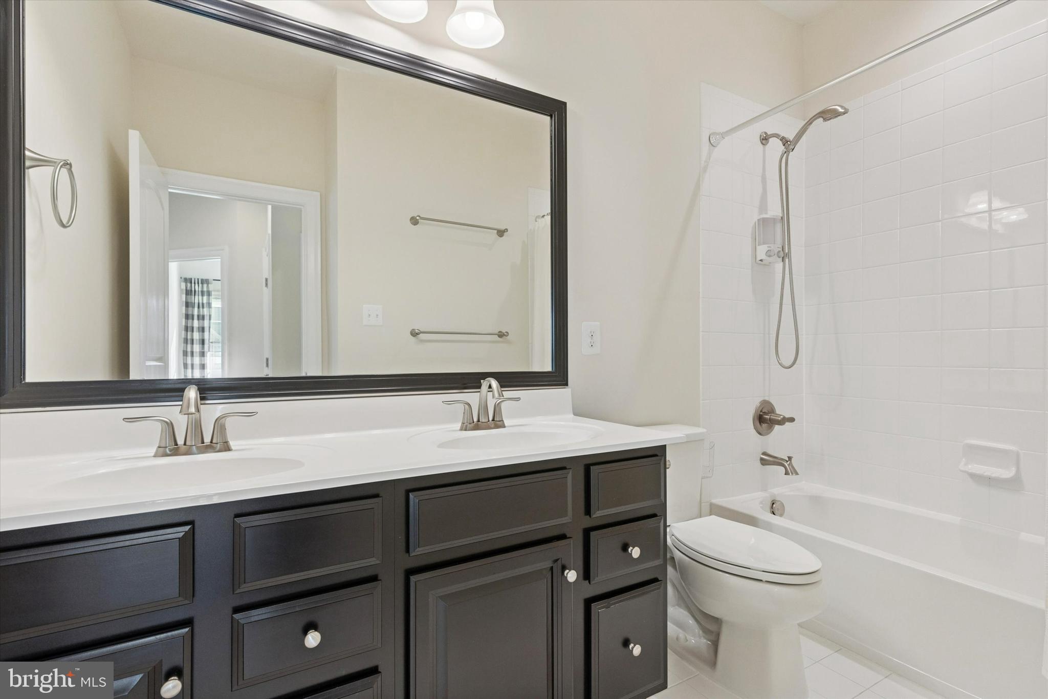 ATWATER - Residential Lease