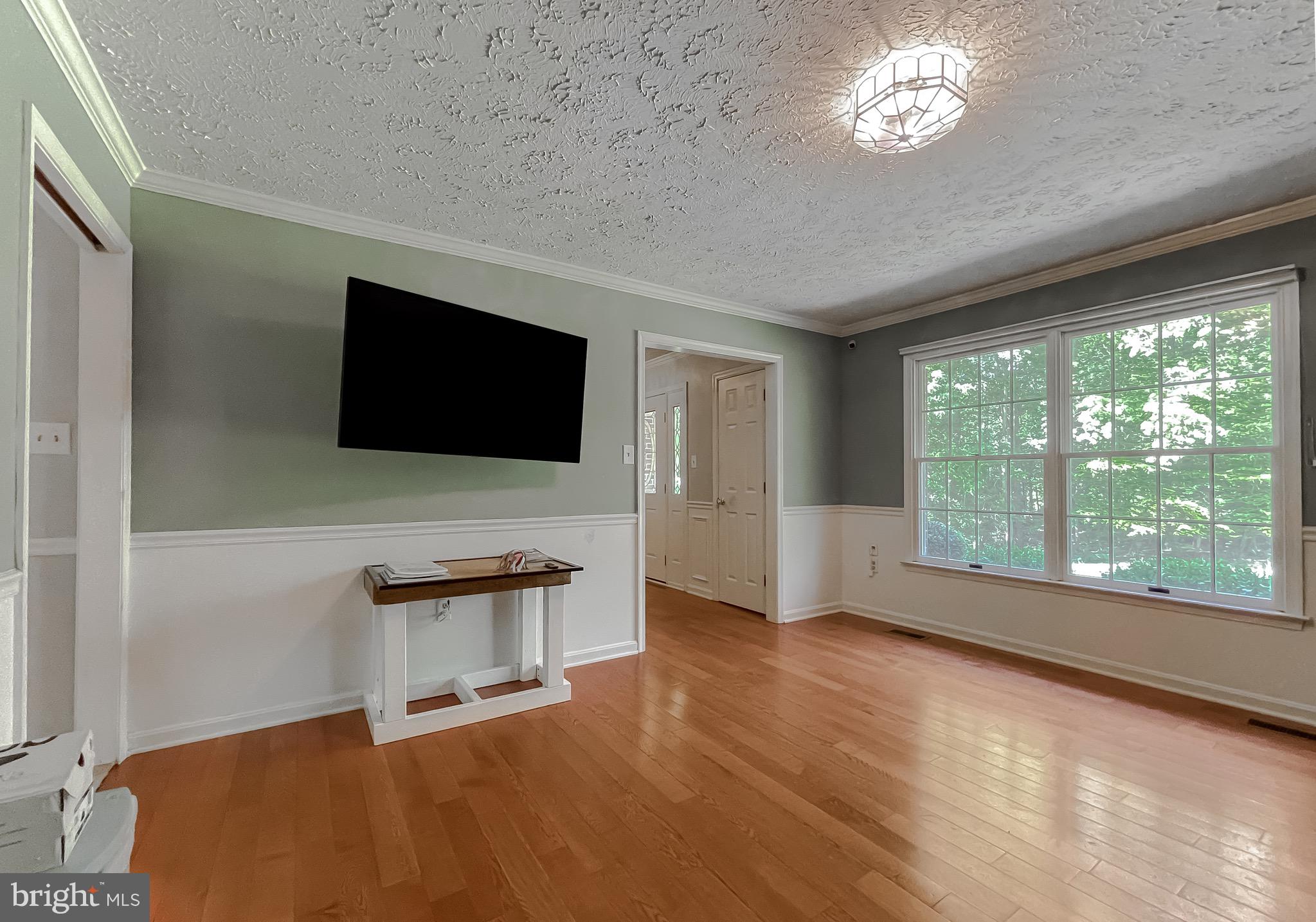 8230 ELIZABETH LANE