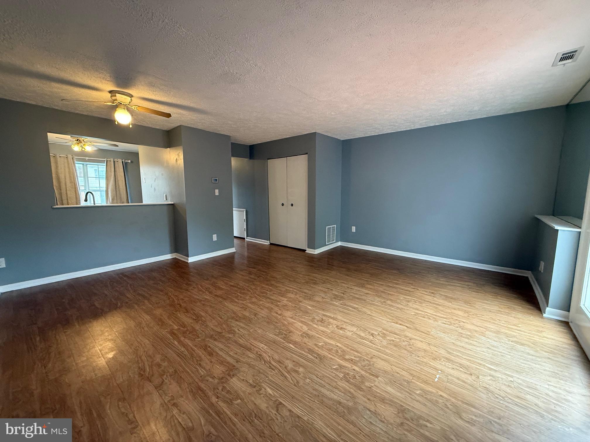 VILLAGE OF PAWNEE - Residential