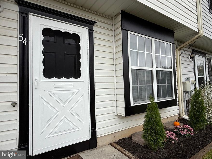 All the finishing touches, located in a unique cul de sac street setting. Freshly painted throughout with new flooring. Kitchen updated with new stainless appliances and granite counters. Rear deck with privacy fenced yard. Seller had the home professionally cleaned. Plenty of parking for you and your guest. Dead ends to an open field.  Show and sell today!